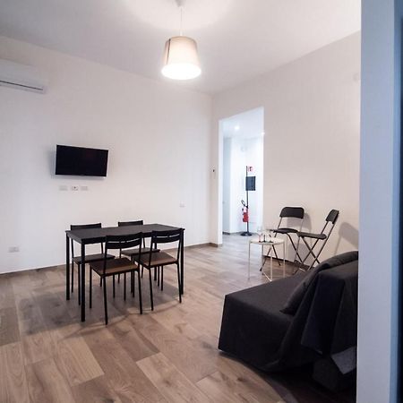 Nizza Apartment In Centro Salerno Exteriör bild