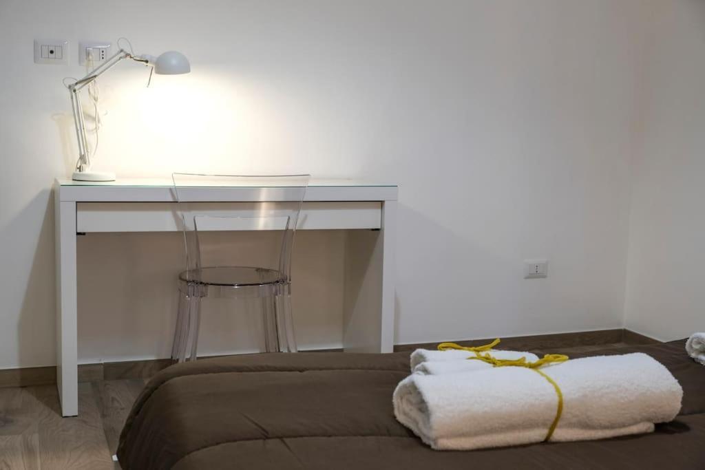 Nizza Apartment In Centro Salerno Exteriör bild
